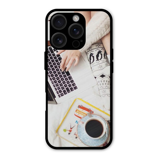 Winter Relaxation Shockproof Hybrid Protection (Metal + TPU) Back Case Cover